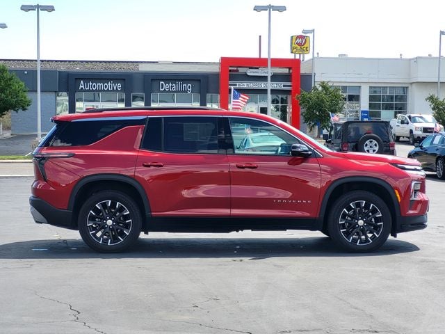 2025 Chevrolet Traverse LT 2LT