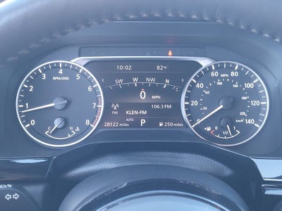 2025 Nissan Pathfinder SL