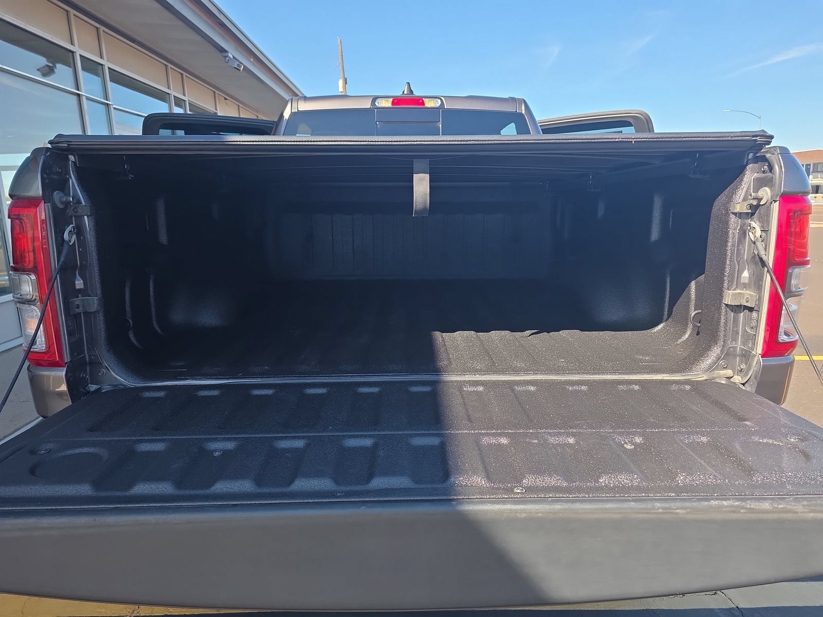 2023 RAM 1500 Big Horn Crew Cab 4x4 6'4" Box