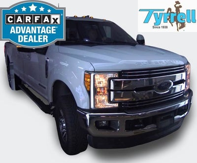 2017 Ford Super Duty F-350 SRW Platinum