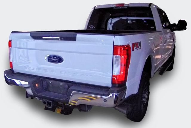 2017 Ford Super Duty F-350 SRW Platinum