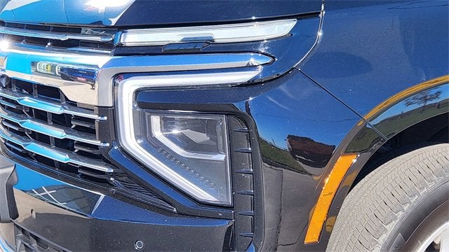 2025 Chevrolet Suburban LT