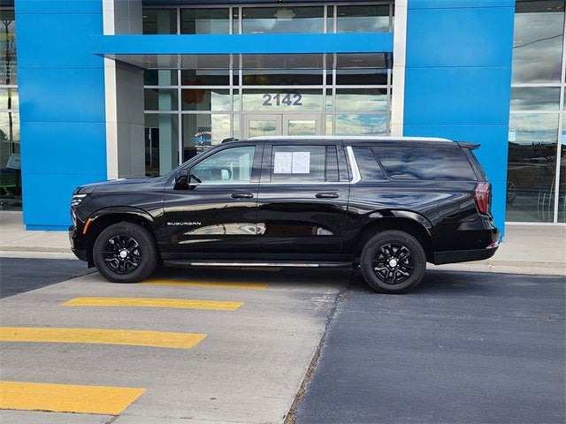 2025 Chevrolet Suburban LT