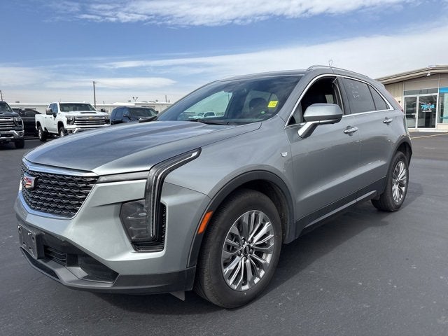 2025 Cadillac XT4 Premium Luxury