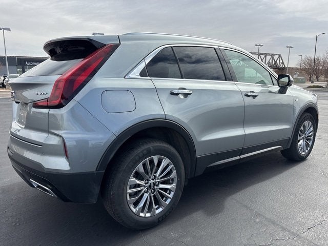 2025 Cadillac XT4 Premium Luxury