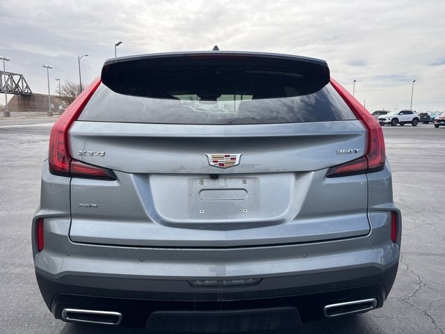 2025 Cadillac XT4 Premium Luxury