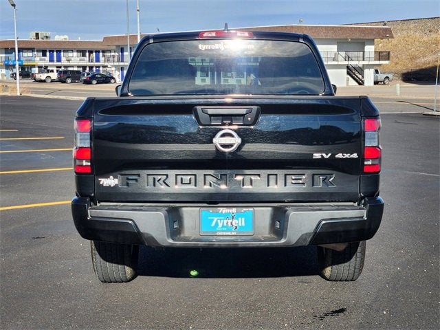 2024 Nissan Frontier SV