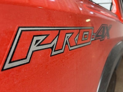 2025 Nissan Frontier Crew Cab PRO-4X 4x4