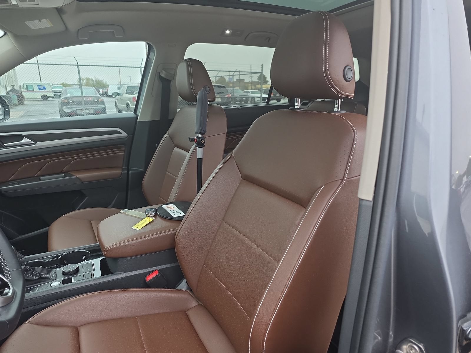 2023 Volkswagen Atlas 3.6L V6 SE w/Technology