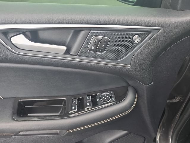 2020 Ford Edge ST