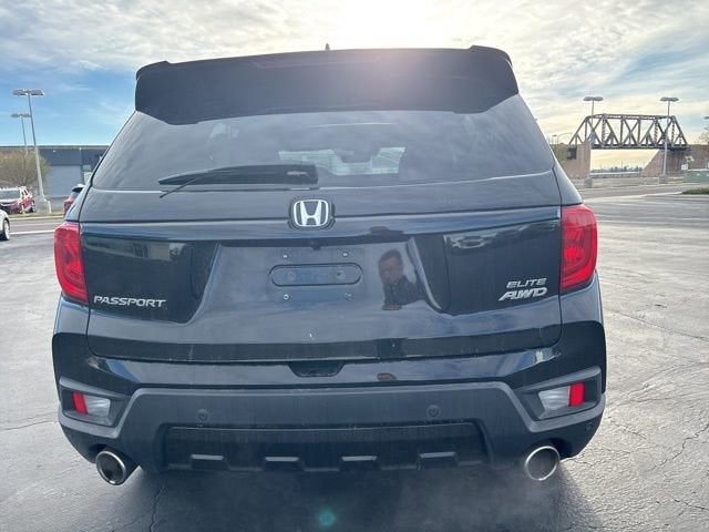 2023 Honda Passport AWD Elite