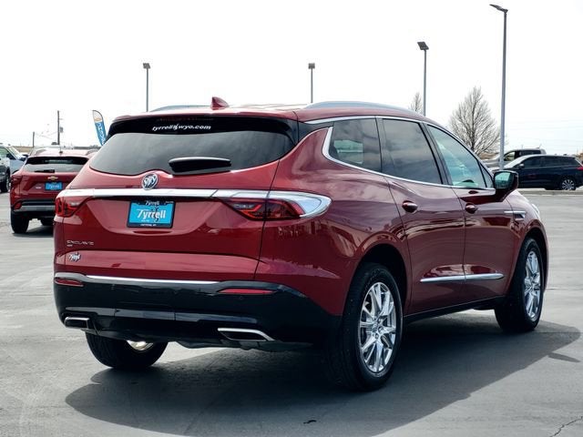 2024 Buick Enclave Essence