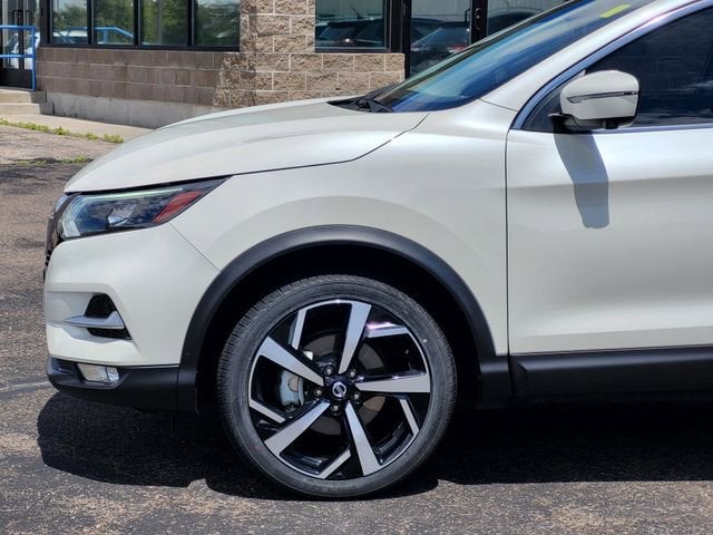 2022 Nissan Rogue Sport SL AWD Xtronic CVT