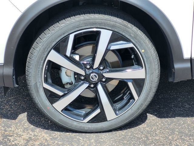 2022 Nissan Rogue Sport SL AWD Xtronic CVT
