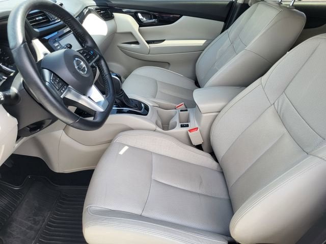 2022 Nissan Rogue Sport SL AWD Xtronic CVT